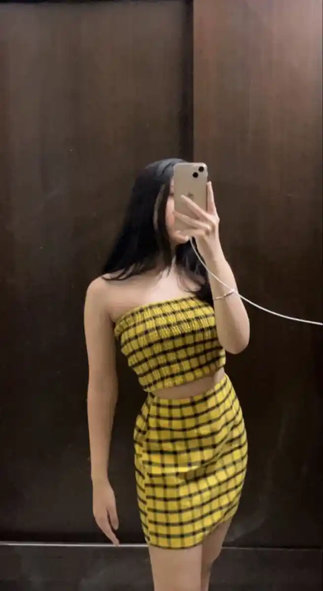 hijab-girl-hide-face-pic-dp