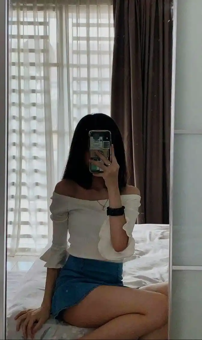 real-hide-face-girl-pic