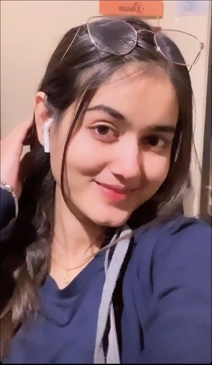 stylish-girls-dp-images