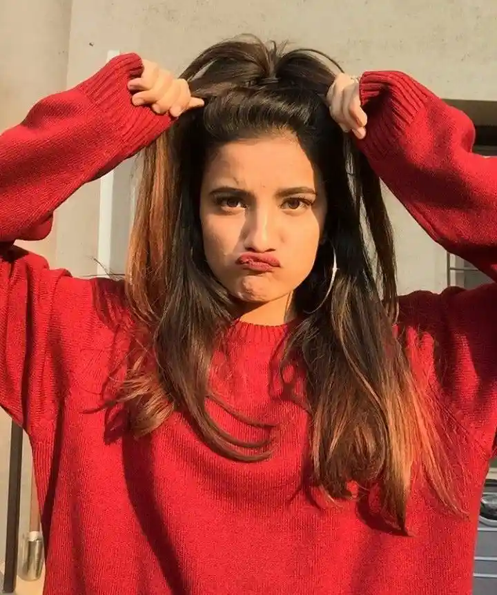 attitude-girls-dp-images