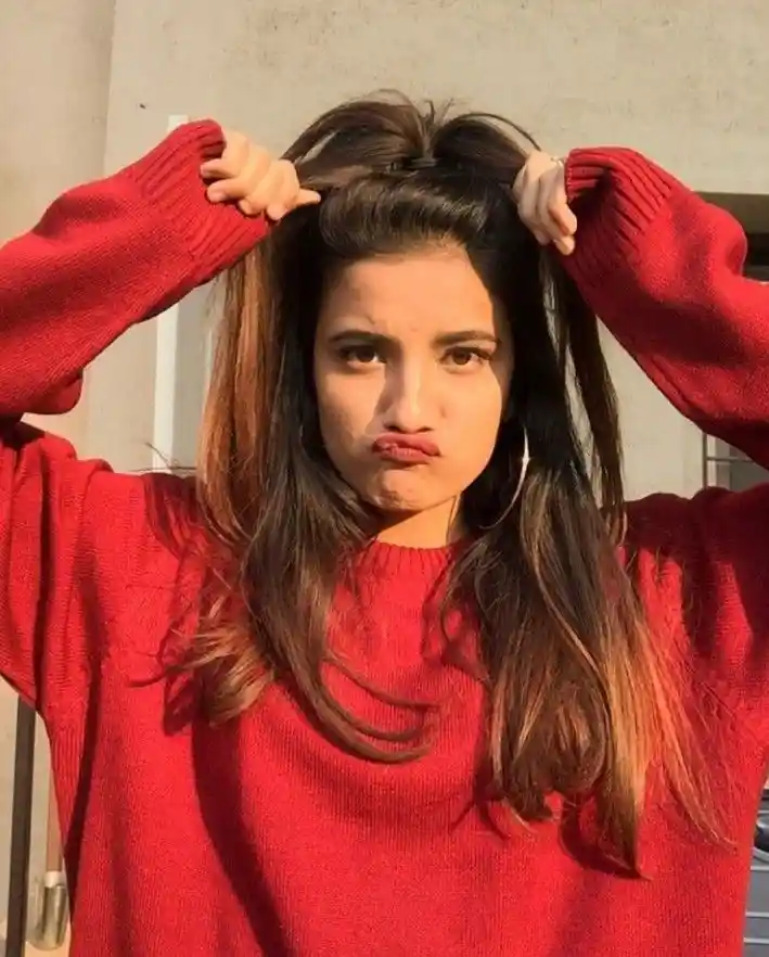 attitude-girls-dp-images