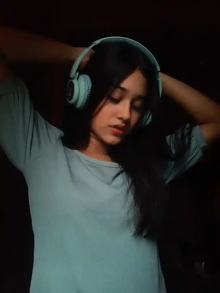 attitude-girls-dp-images