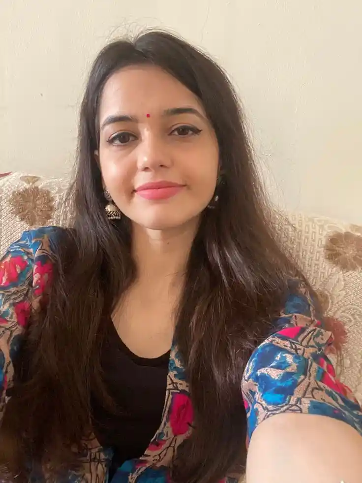 beautiful-attitude-girls-dp-images