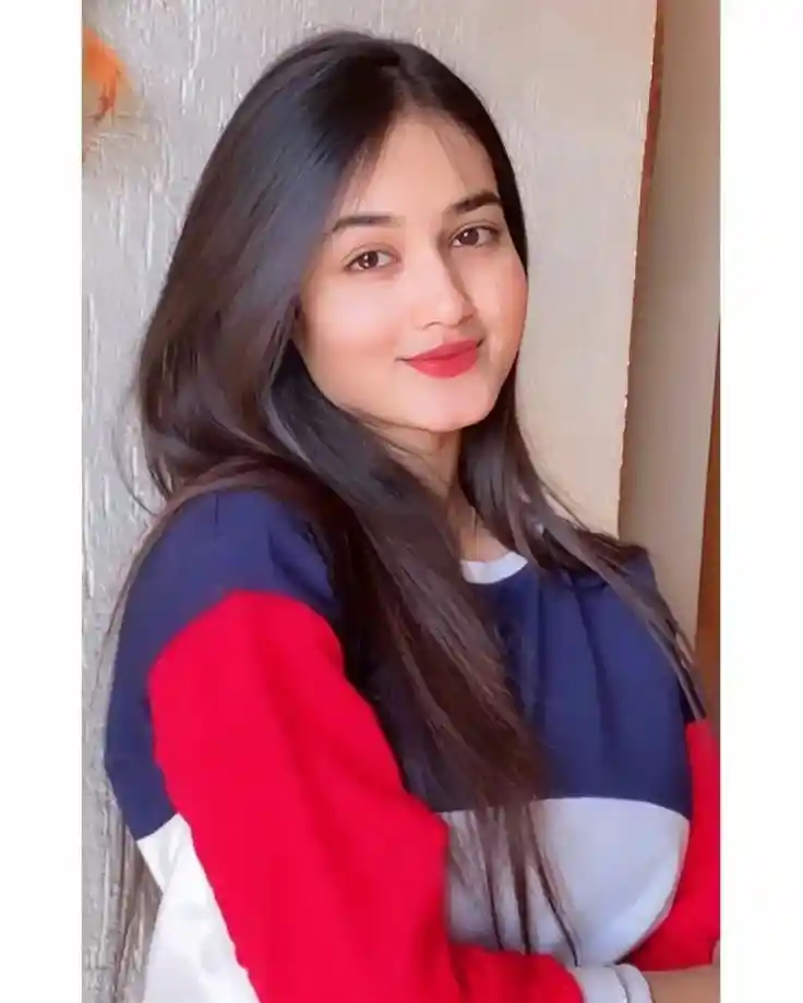 cool-attitude-girl-dp