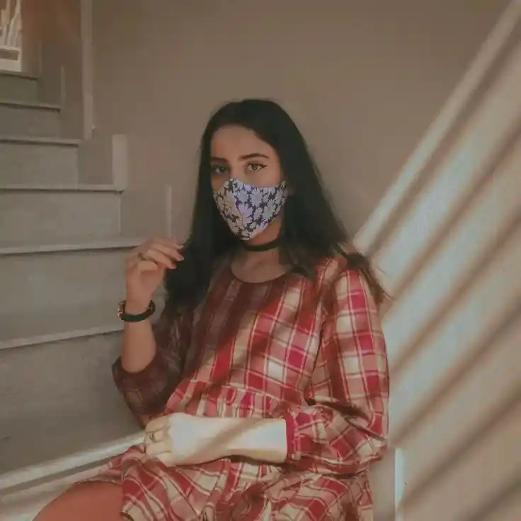 beautiful-mask-korean-girl-images