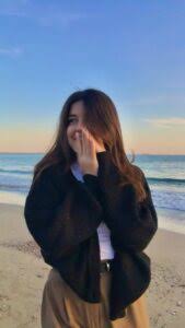 Aesthetic Girls DP for WhatsApp 